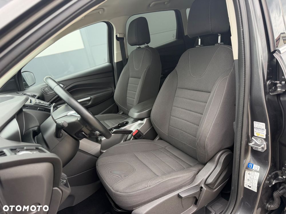 Ford Kuga 2.0 TDCi FWD Titanium - 8