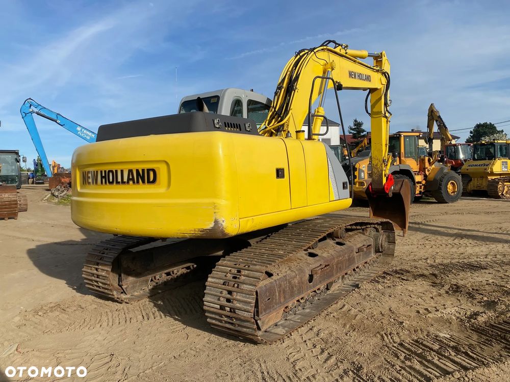 Kobelco NEW HOLLAND E175, 9900 MTH, Z NIEMIEC, PODWOZIE 90% DOBRE, WZOROWO UTRZYMANA - 4