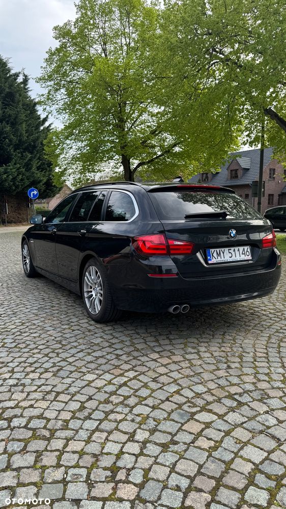 BMW Seria 5 520d xDrive Luxury Line - 3