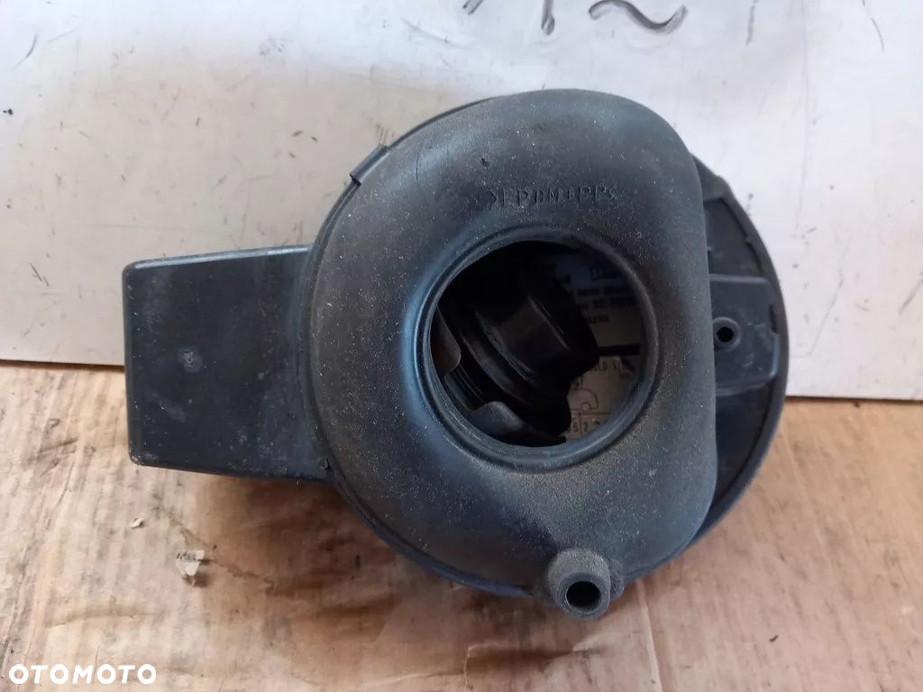 KLAPKA WLEWU PALIWA SEAT LEON II 1P0809905 - 4