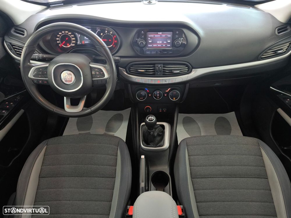 Fiat Tipo 1.3 M-Jet Lounge J17 - 10