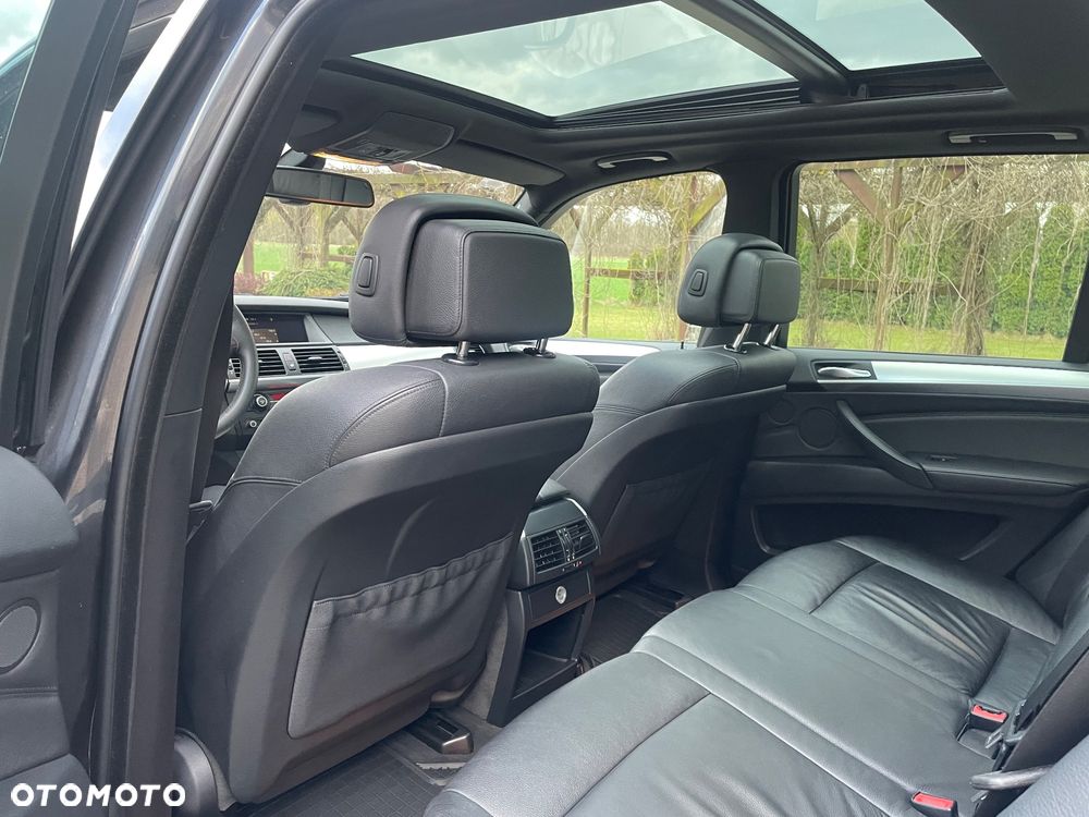 BMW X5 xDrive35d - 17