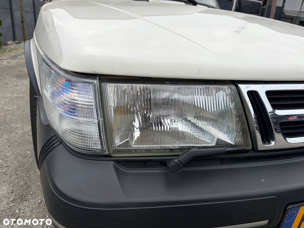 Saab 900 - 24