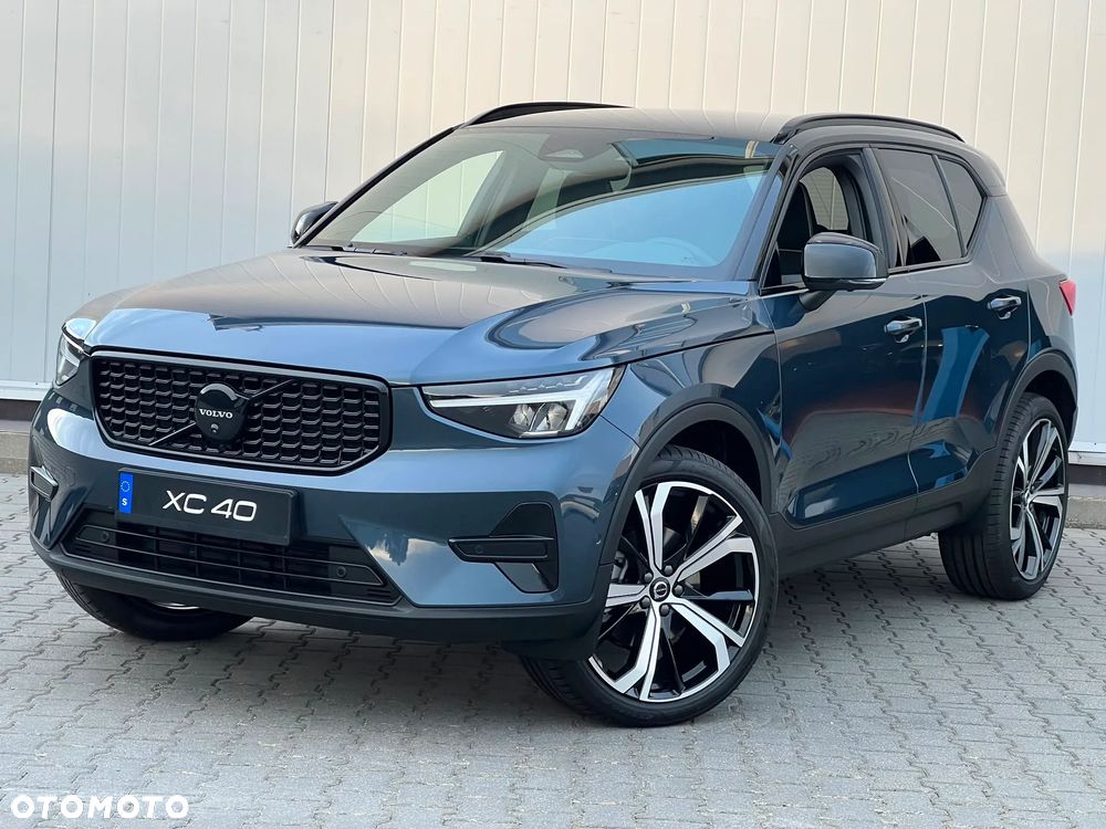 Volvo XC 40 B4 AWD Ultimate Dark - 10
