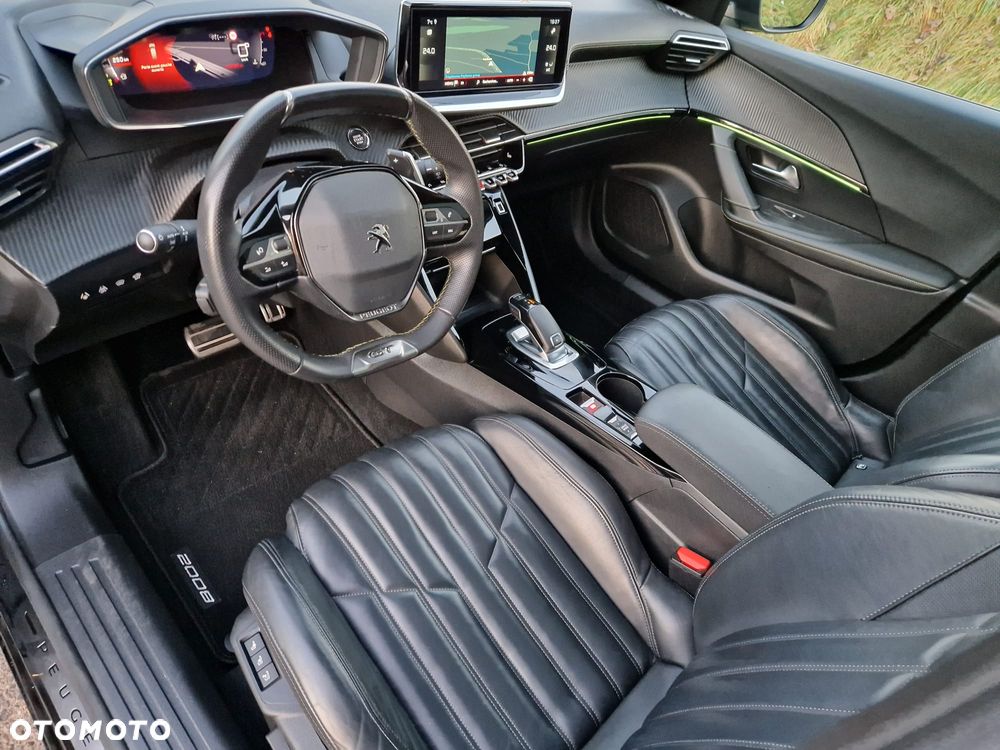 Peugeot 2008 - 28