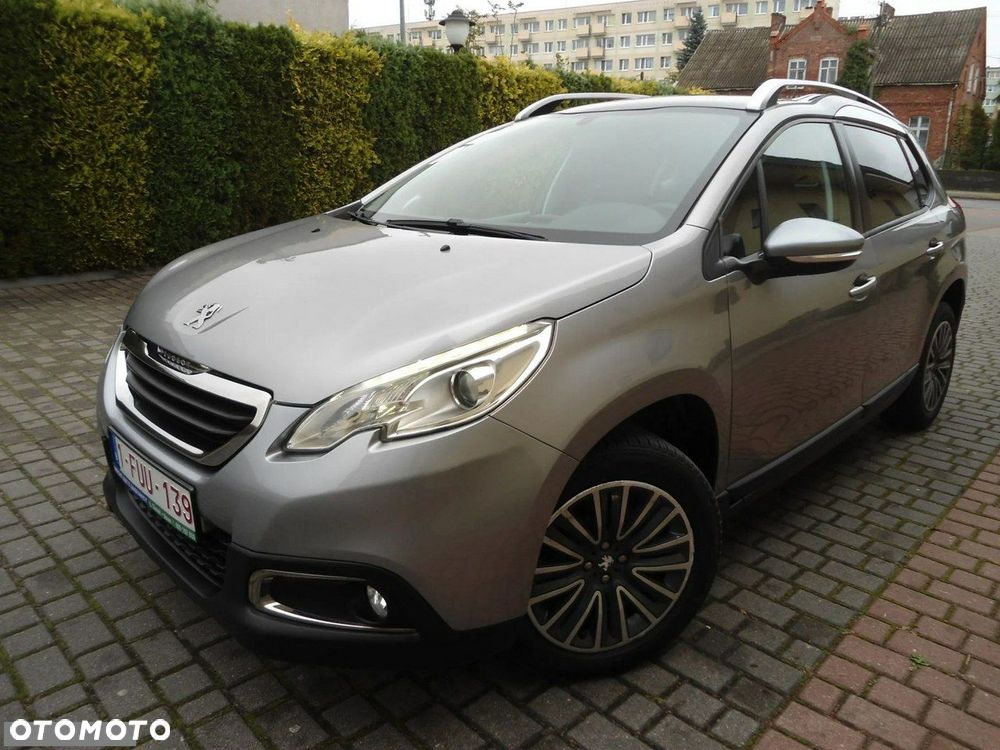 Peugeot 2008 1.6 e-HDi Allure S&S - 4