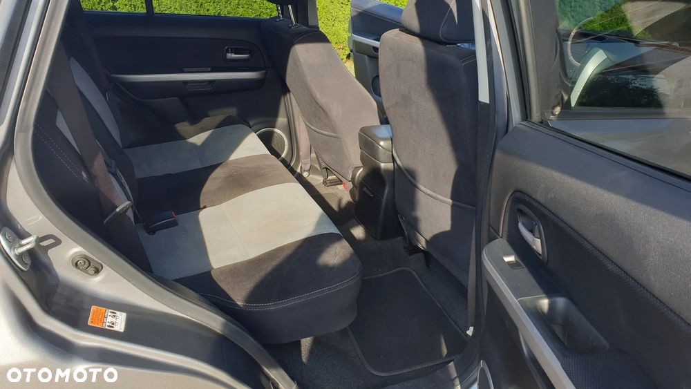 Suzuki Grand Vitara 1.9 DDiS Comfort DPF Limited - 16