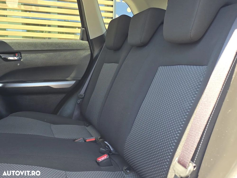 Suzuki Vitara 1.4 Boosterjet 6MT MHEV Passion - 19