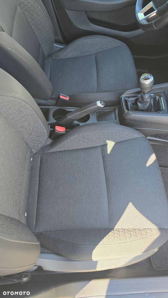 Renault Clio 1.0 TCe Equilibre - 29