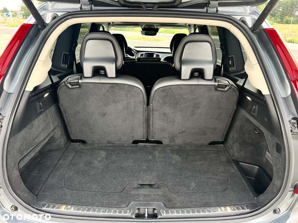 Volvo XC 90 T6 AWD Momentum 7os - 32