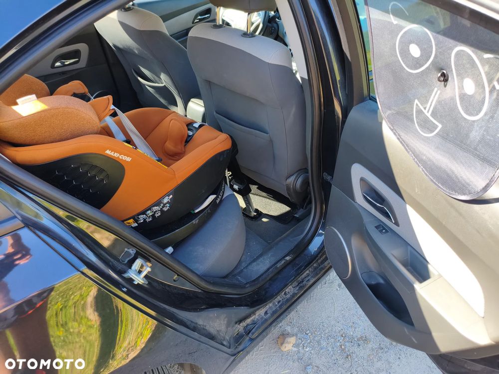 Chevrolet Cruze 1.6 - 22