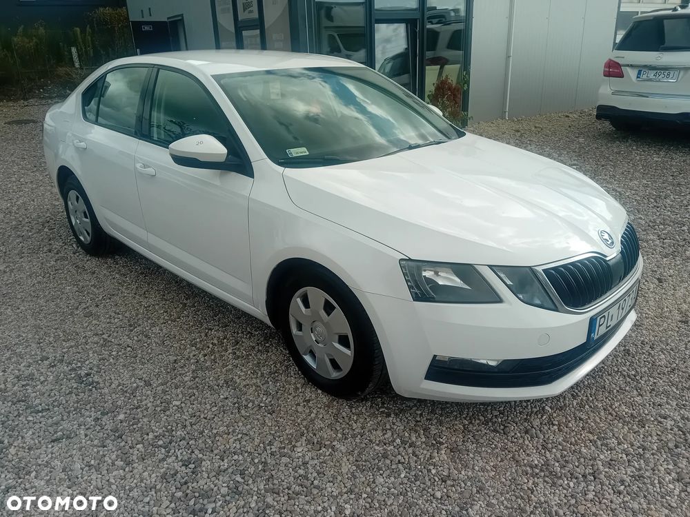 Skoda Octavia - 3
