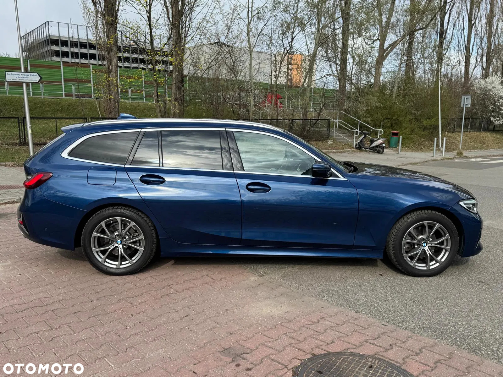 BMW Seria 3 320d xDrive Luxury Line sport - 22