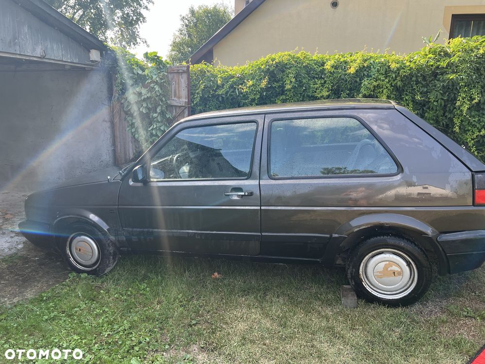 Volkswagen Golf - 2