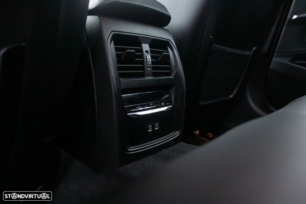 BMW 330 e Line Sport Auto - 14