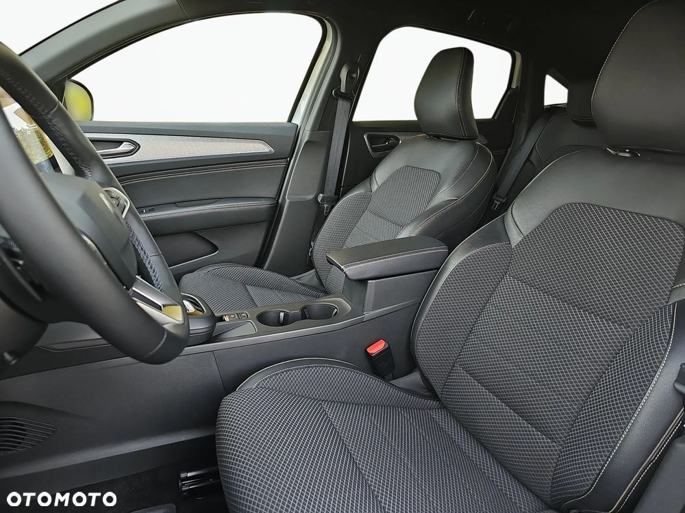 Renault Arkana 1.3 TCe mHEV Techno EDC - 13