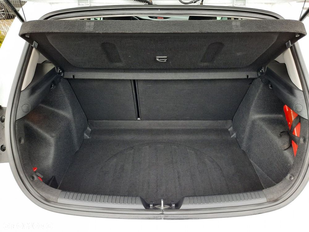 Kia Ceed Cee'd 1.6 GDI M - 15