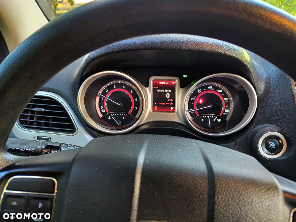 Dodge Journey - 8