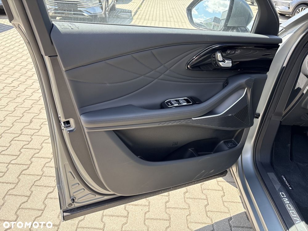 Omoda 9 1.5 Super Hybrid Exclusive AWD - 13