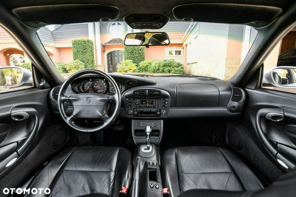 Porsche 911 - 22