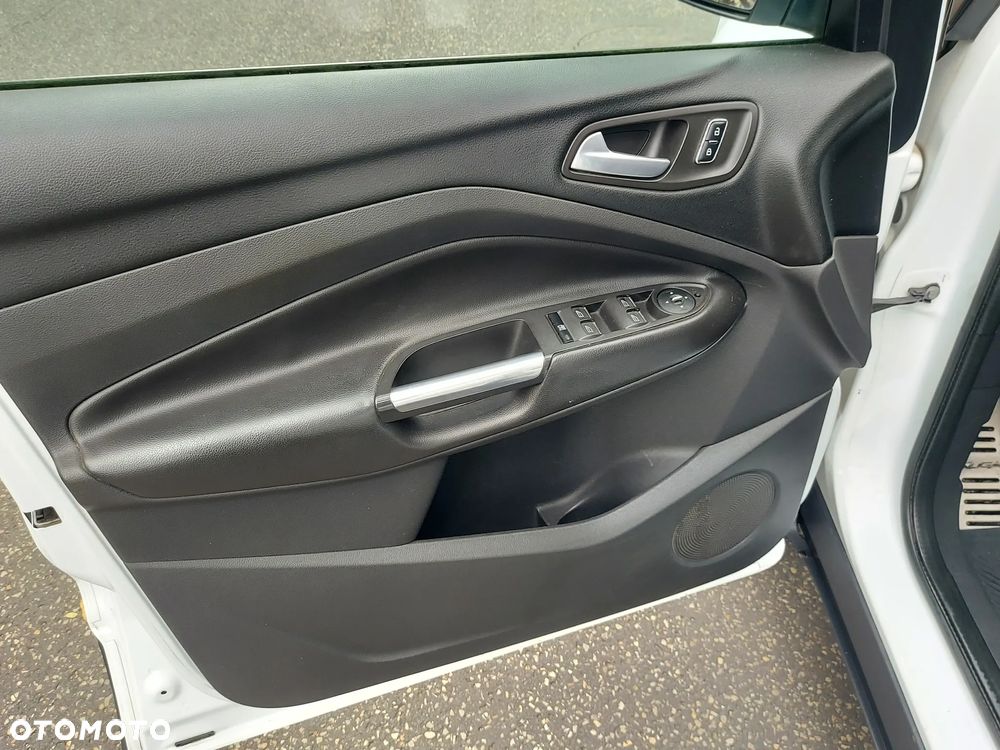 Ford Kuga 2.0 TDCi 4WD Titanium - 10