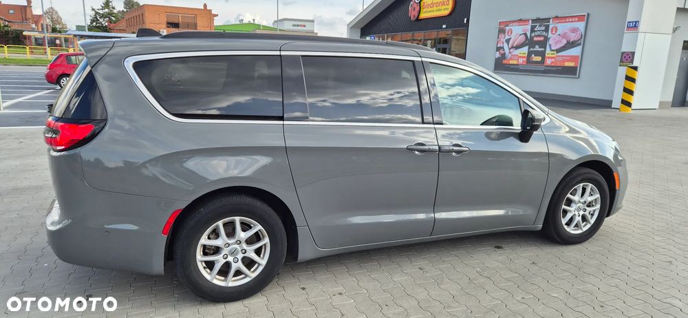 Chrysler Pacifica - 6