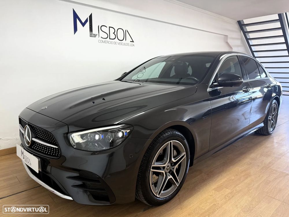 Mercedes-Benz E 300 de AMG Line - 1