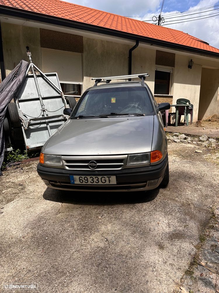 Opel Astra Caravan 1.7 TD Club - 1
