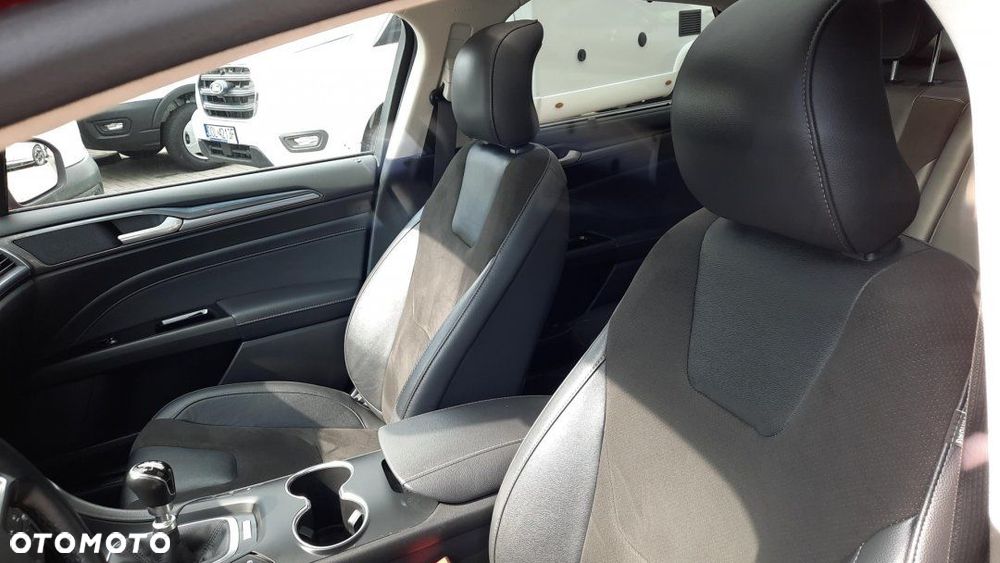 Ford Mondeo - 10