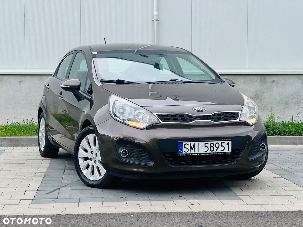 Kia Rio 1.2 Business Line - 12