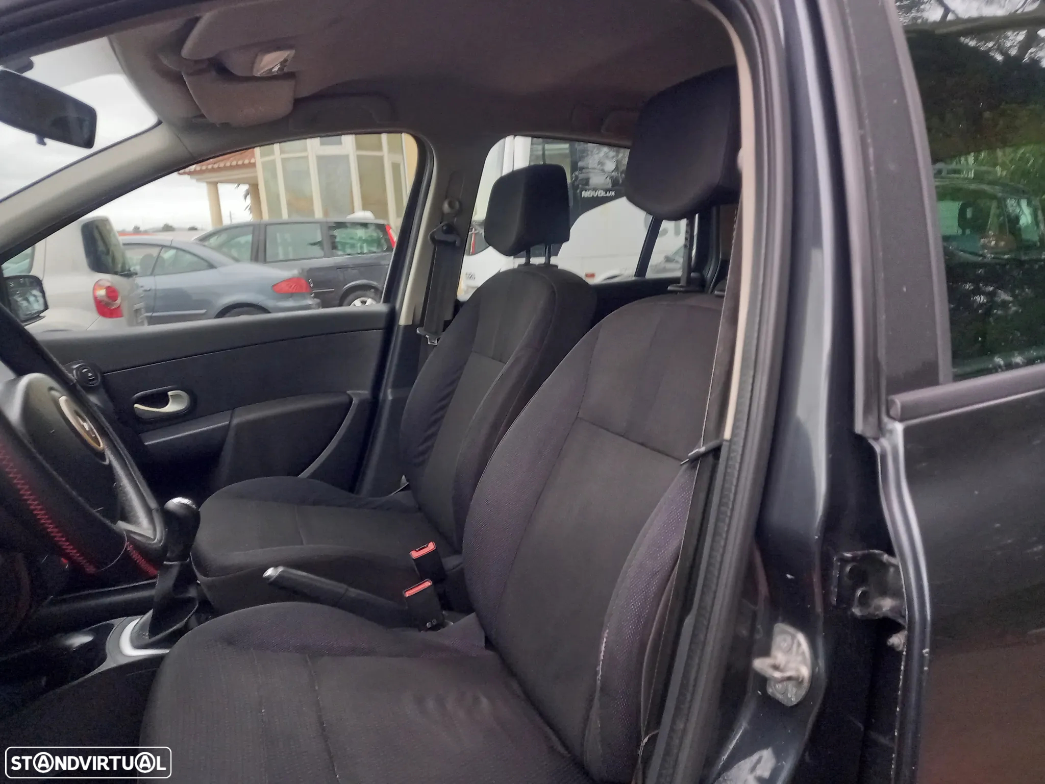Renault Clio Break 1.5 dCi Dynamique - 17