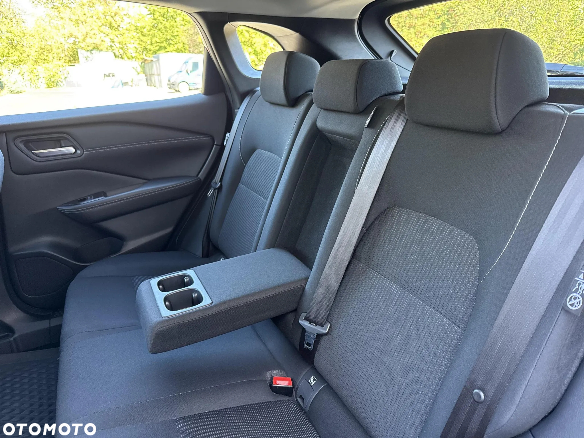 Nissan Qashqai 1.3 DIG-T mHEV Acenta Xtronic - 17