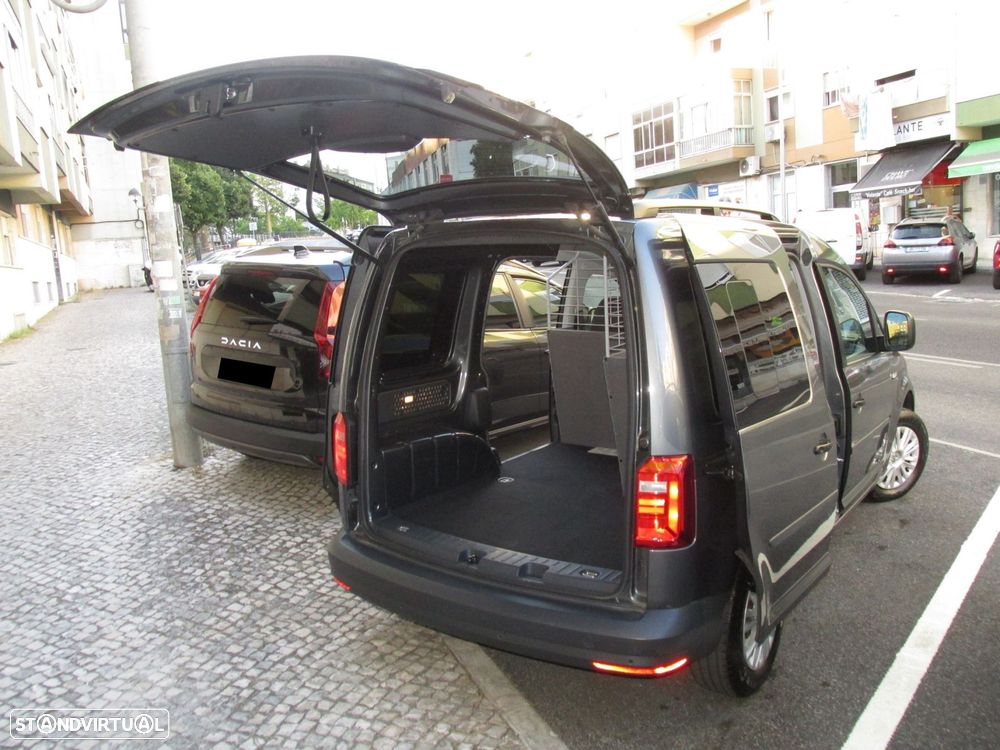 VW Caddy KingCab 2.0 TDI Business DSG - 17