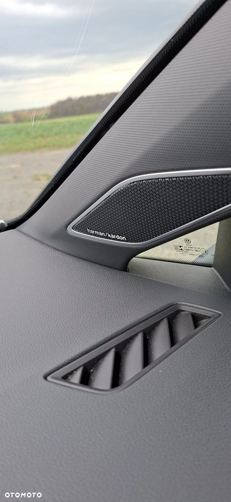 Volkswagen Golf 2.0 TDI SCR DSG R-Line - 28