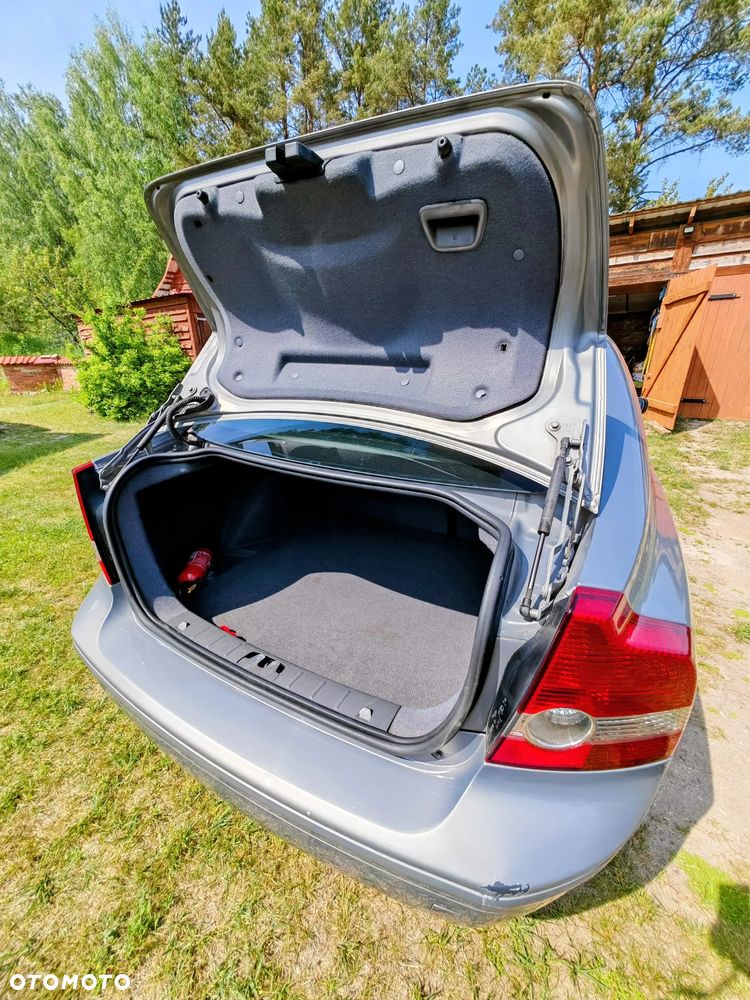 Volvo S40 1.6D - 17