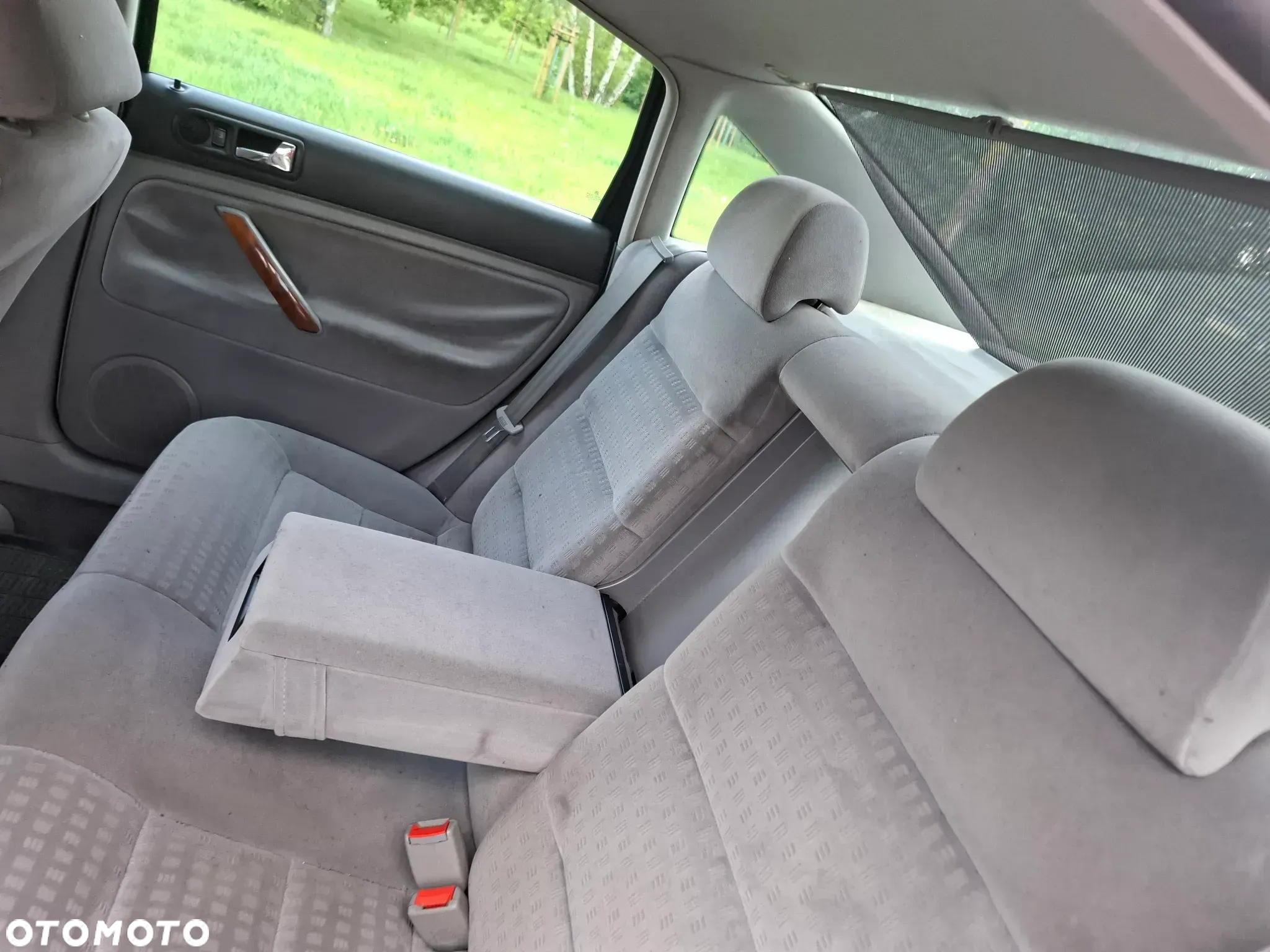 Volkswagen Passat 2.0 Comfortline - 4