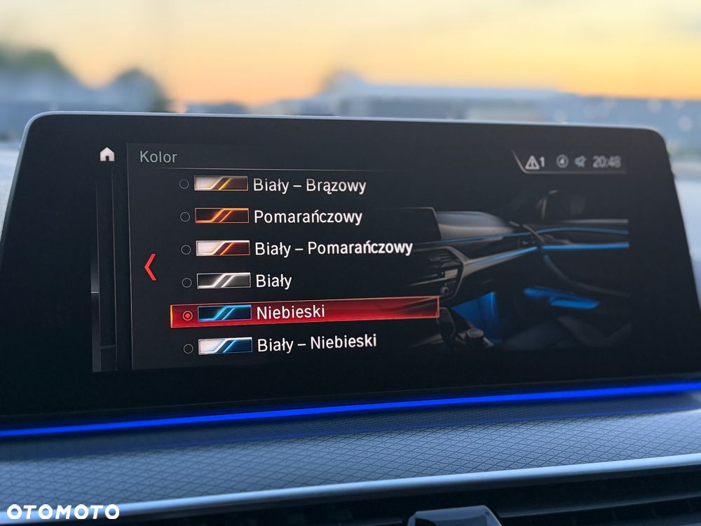BMW Seria 5 520d M Sport - 38