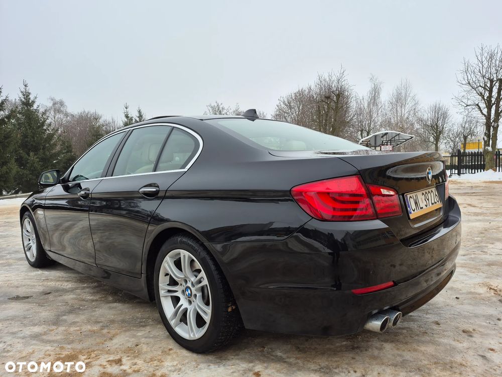 BMW Seria 5 520d Sport-Aut - 17