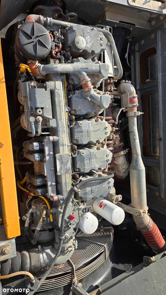 Liebherr R946 - 20