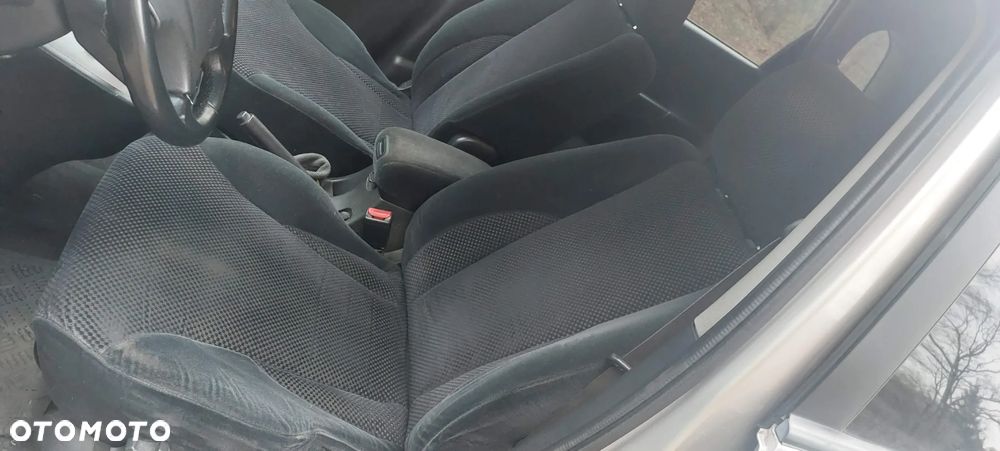 Hyundai Tucson 2.0 CRDi Active - 14