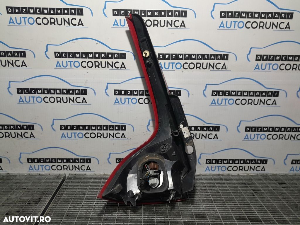 Stop Dreapta Volvo XC60 2008 - 2013 SUV 4 Usi (1104) Bec clasic - 2
