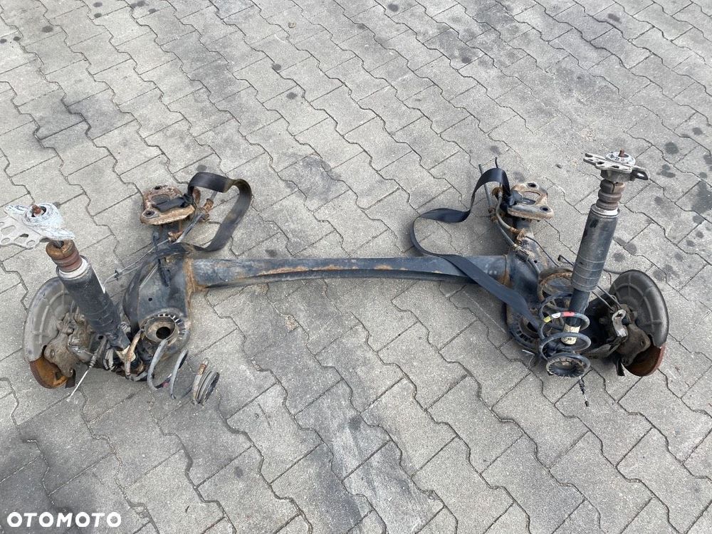 BELKA ZAWIESZENIA TYŁ TYLNA OŚ ALFA ROMEO MITO 1.4 TJET 55700676 - 1