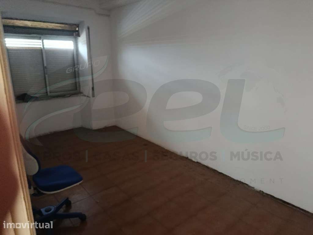 MORADIA PARA REMODELAR - Grande imagem: 5/26