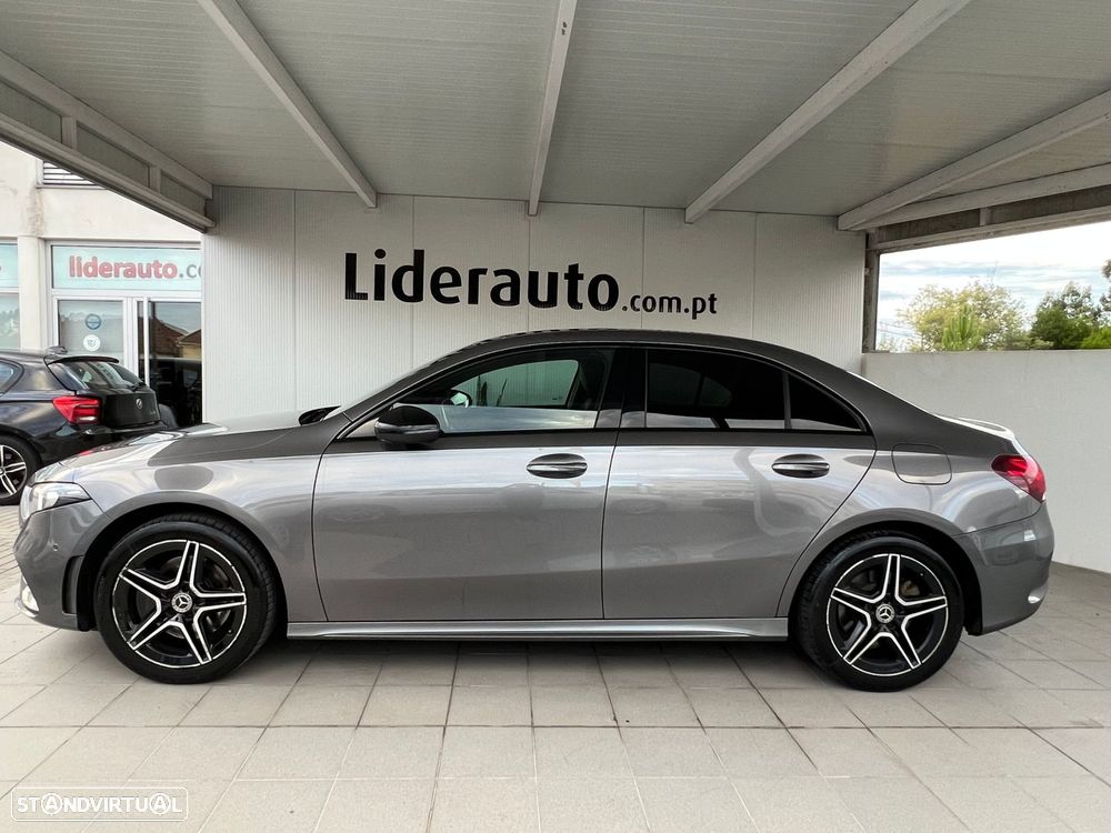 Mercedes-Benz A 250 Limousine e AMG Line - 4