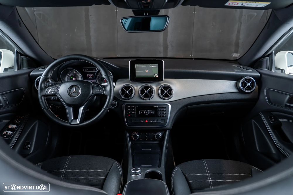 Mercedes-Benz CLA 220 CDI Urban Aut. - 9