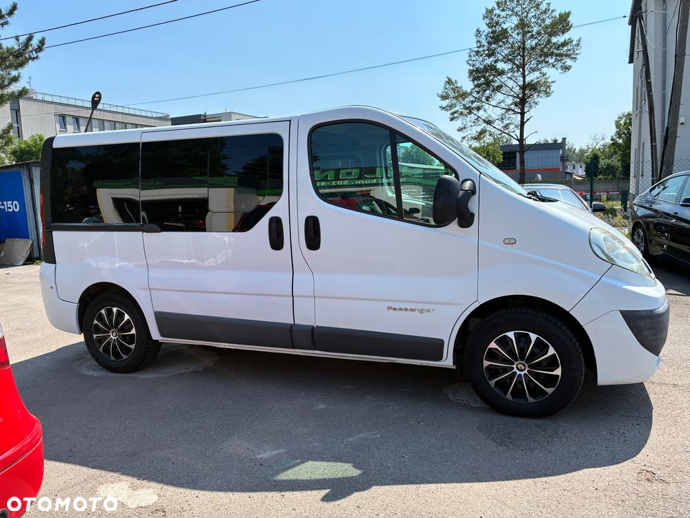Renault Trafic Passenger Expression - 3