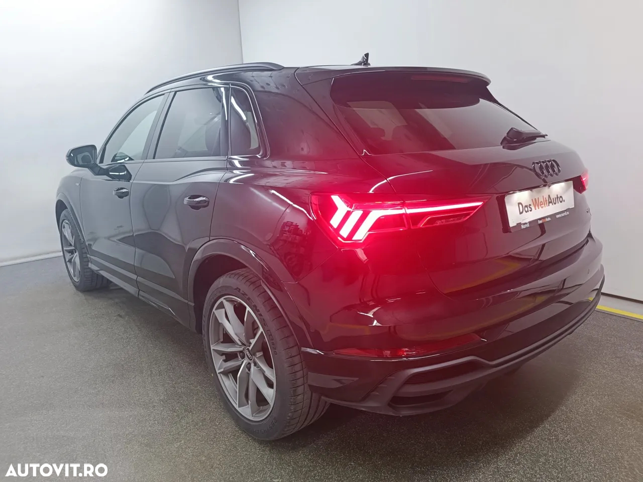Audi Q3 35 TDI quattro S tronic S line - 3
