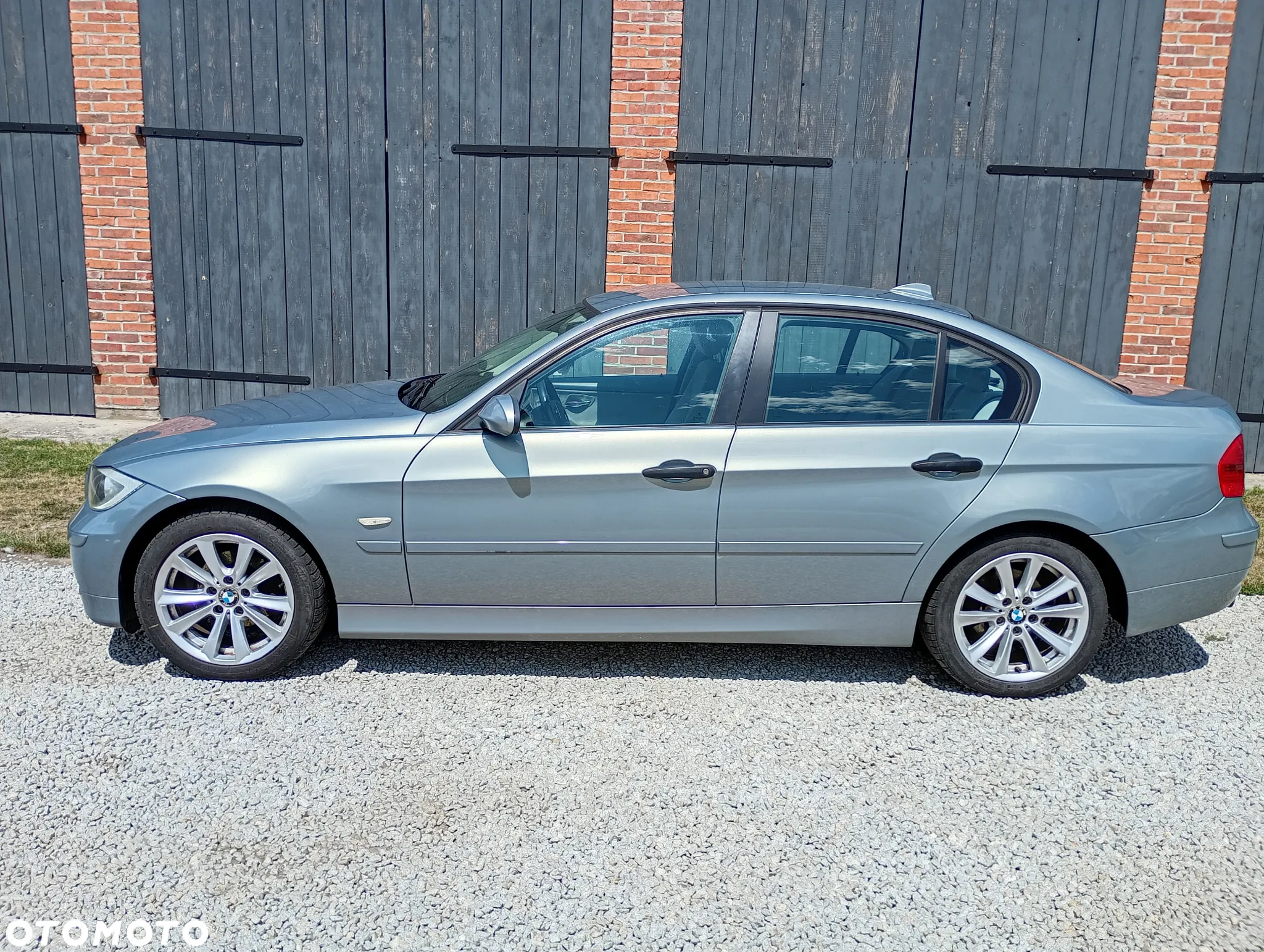 BMW Seria 3 318i - 11