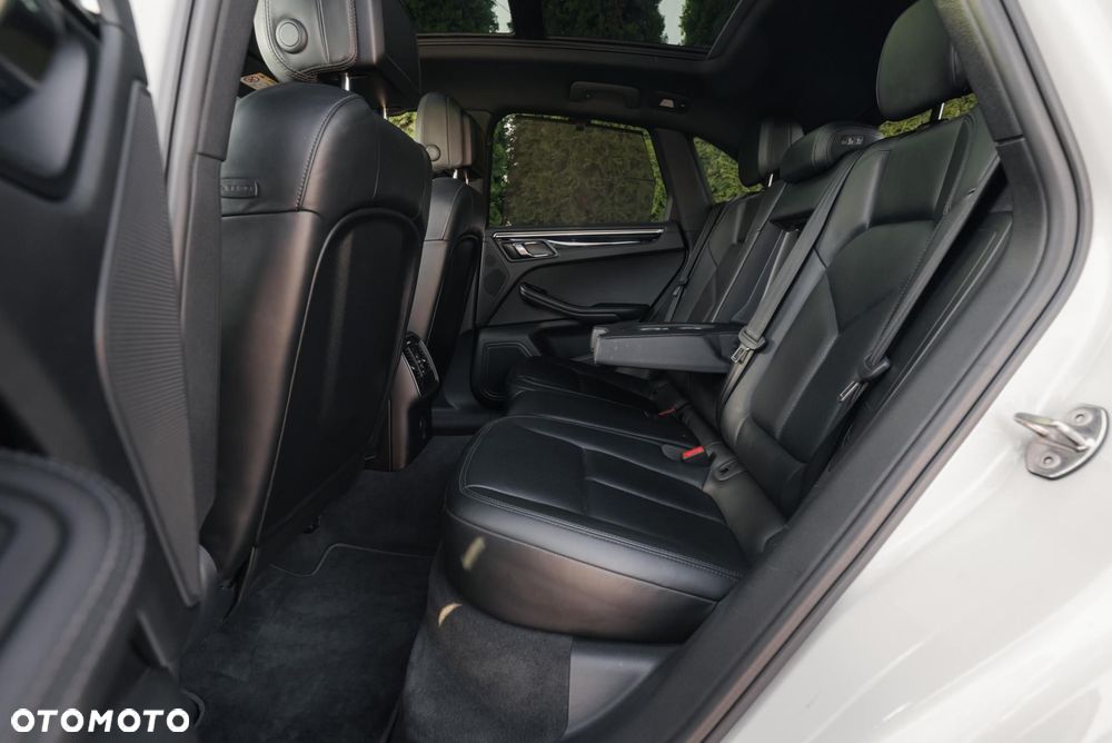 Porsche Macan S - 14