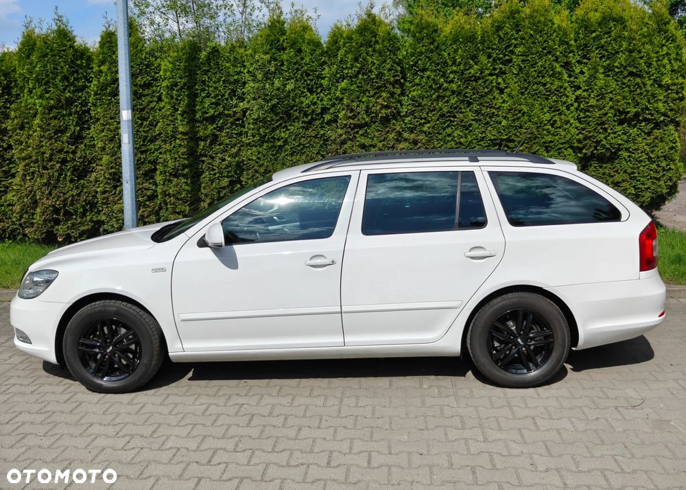 Skoda Octavia 1.6 TDI DPF FAMILY - 8